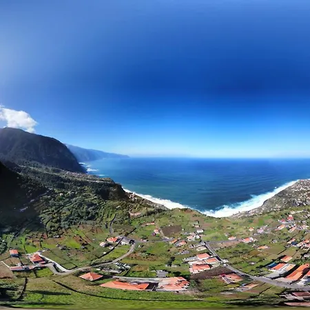 Fantatic House Semesterbostad Ponta Delgada (Madeira)