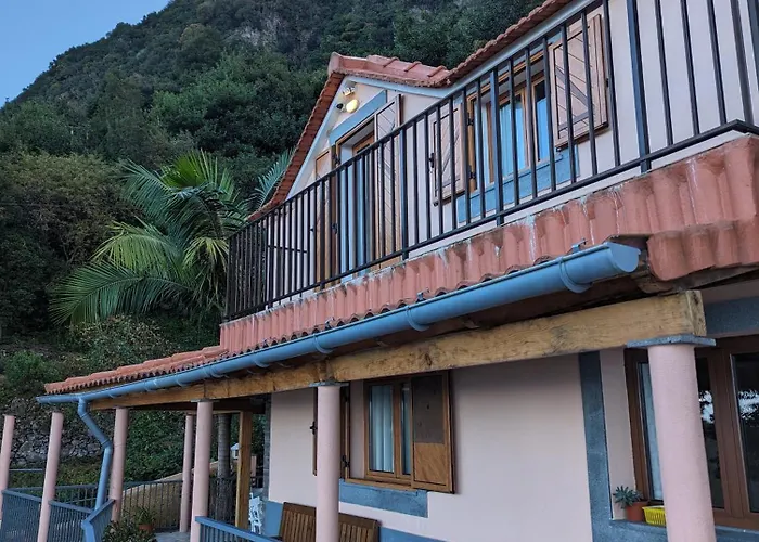 Fantatic House * Ponta Delgada (Madeira)